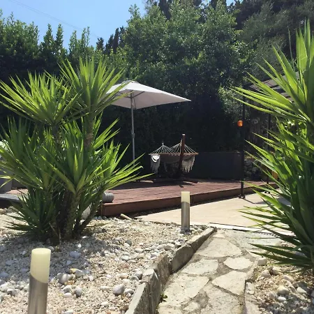 Jolie Villa A Grasse Quartier Saint Antoine-3
