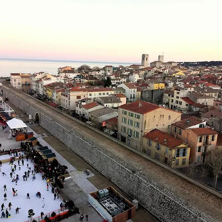 Spacieux Logement Vieil Antibes Climatise 5 Minutes Plages-3