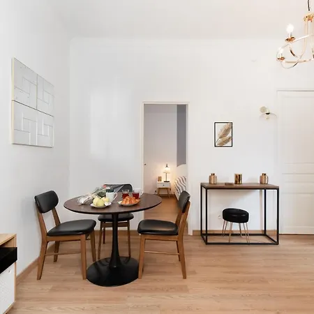 2 Rooms Apartment, Near The Sea And Local Market-2