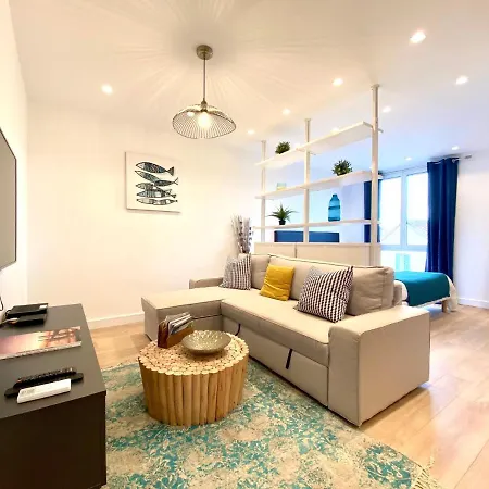 Magnifique Studio A Deux Pas Du Port De Saint-Tropez-2