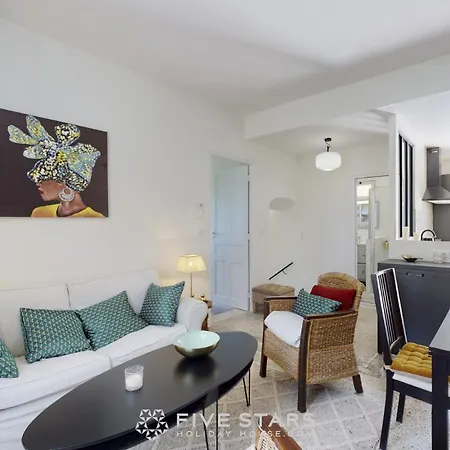 Villa Capriciosa - Five Stars Holiday House-3