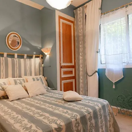Juan Les Pins Near Cannes Beaches 18-20 Guests-3