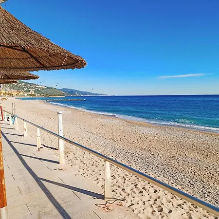 Studio Cosy, Grand Spa Privatif Et Parking Privee Centre Ville Menton-3