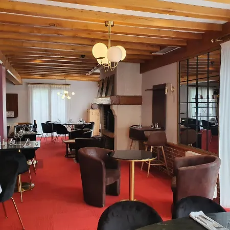 Hotel Restaurant La Paix La Robe Et Le Palais-3