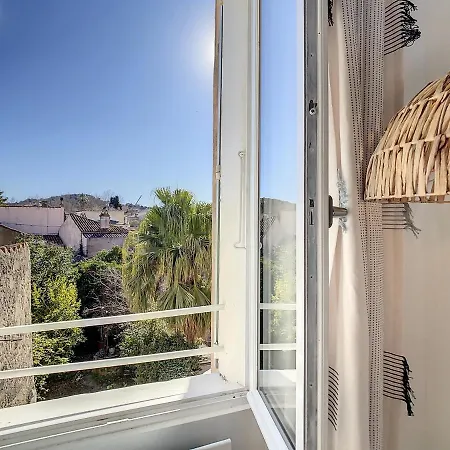 Le Papillon De Saint-Tropez-3