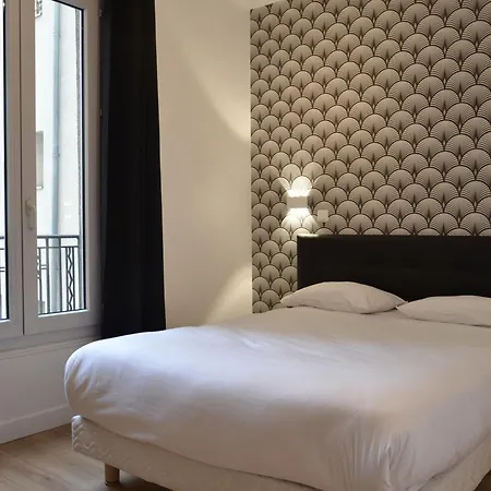 Hôtel De La Perdrix Rouge-3