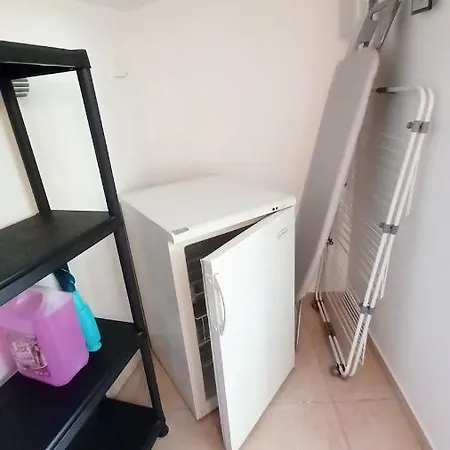 La Petite Pelicane-3