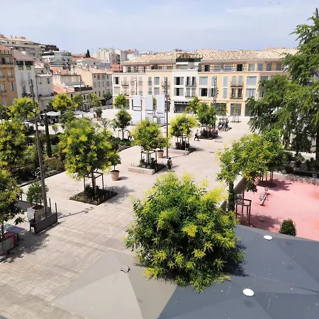 Spacieux Logement Vieil Antibes Climatise 5 Minutes Plages-2