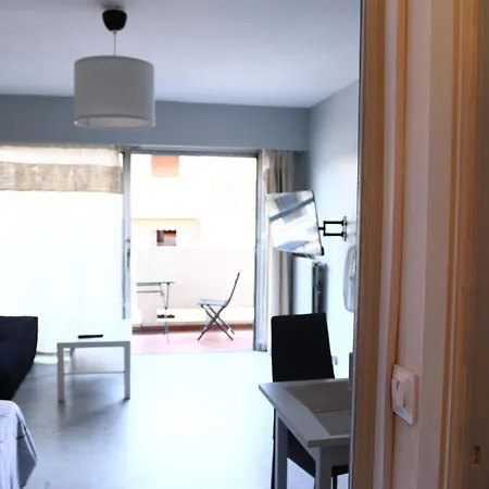 Grand Studio 4 Couchages Proche Mer-2