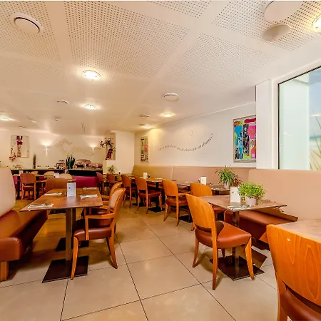 Hotel Montaigne & Spa - Cannes Centre-3