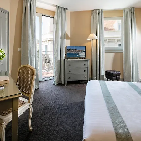 Le Cavendish-3