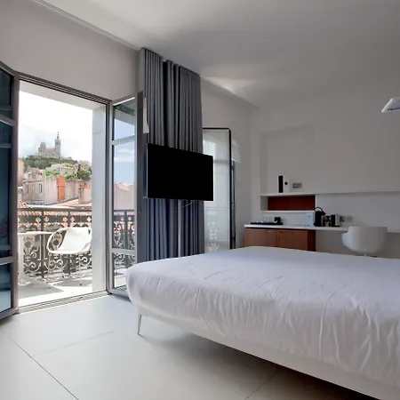 Hotel C2-3