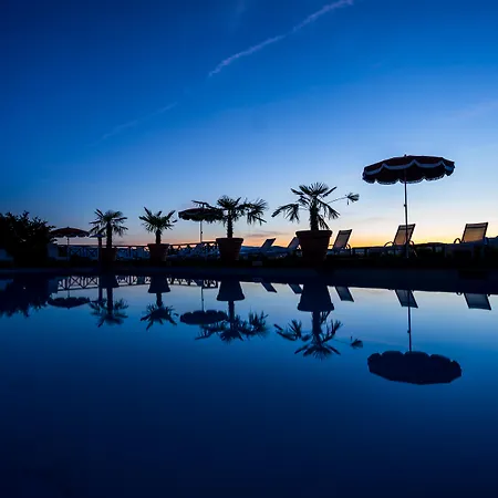 Les Tresoms Lake And Spa Resort-2