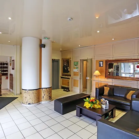 The Originals City, Hotel Colmar Gare-3