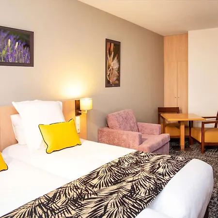 Best Western Plus Hôtel Colbert-2