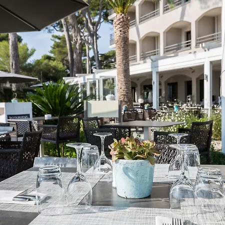 Van Der Valk Hotel Saint-Aygulf-2