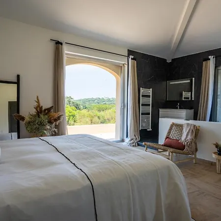 Villa De Standing Dans Un Quartier Calme Pour 12 Personnes A 3Km Du Centre Ville De Saint Tropez-3