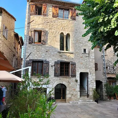Chambre d'hôtes Les Tomettes-2