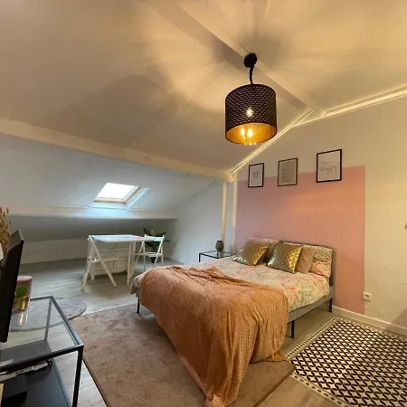 La Garde Studio Atypique Le Rocher, Climatisation, Belle Decoration-2