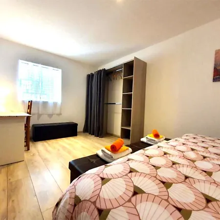 Charmant Appartement En Rez De Jardin, A Saint-Tropez-3