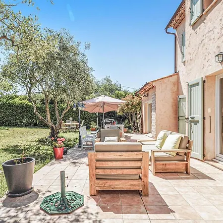 3 Bedroom Stunning Home In Grasse-2