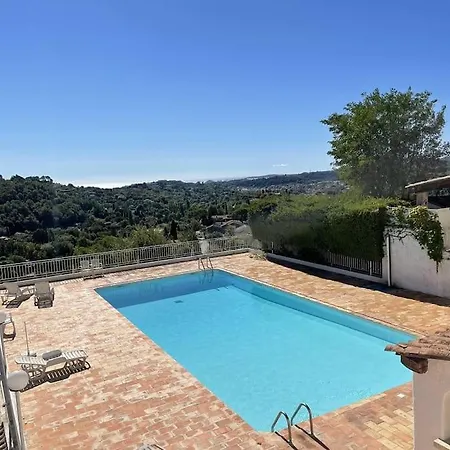 Peaceful Charming Residence With Pool Free Parking-3