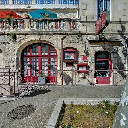 Hotel Des Artistes-3