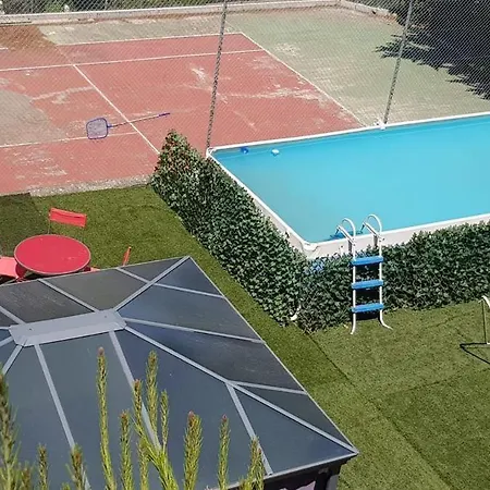 Nice Gite Loisirs Terrasse Barbecue Calme Vue Montagne Dans Petite Propriete Tennis Piscine Ping-Pong...-2