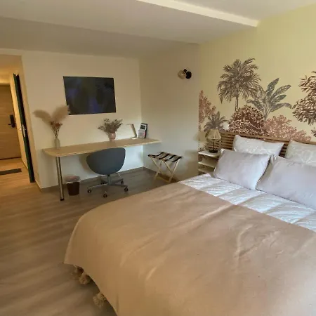 Bubble rooms Chambres confortables en plein centre de Dieulefit-2