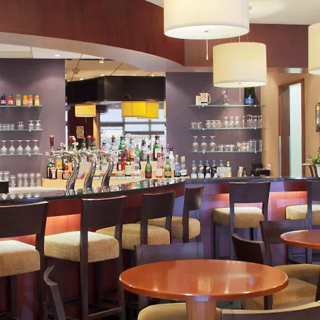 Holiday Inn Calais - Centre Car Ferry By Ihg-3