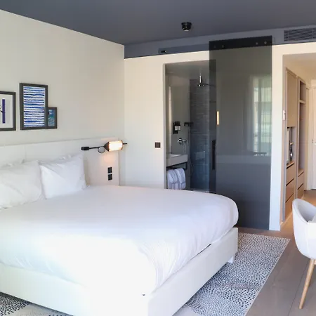 Hotel Indigo Cagnes-Sur-Mer By Ihg-2