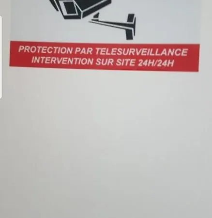 Private Room Near Airport 5 Min Train 3 Min And Tram On Site, Beach 7 Min, 2 Showers And 2 Toilets , Chambres Privatives Proche Aeroport 5 Min Train 3 Min Et Tramway Sur Place, Plage 7 Min, 2 Douches Et 2 Wc-3