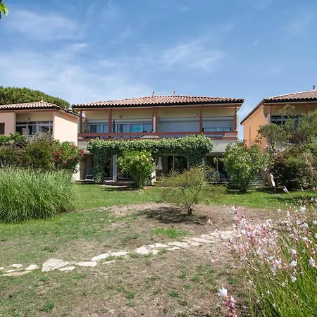 SOWELL RESIDENCES Les Sablons-2