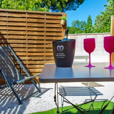 Appartement Jacuzzi Love Room Jacuzzi-3