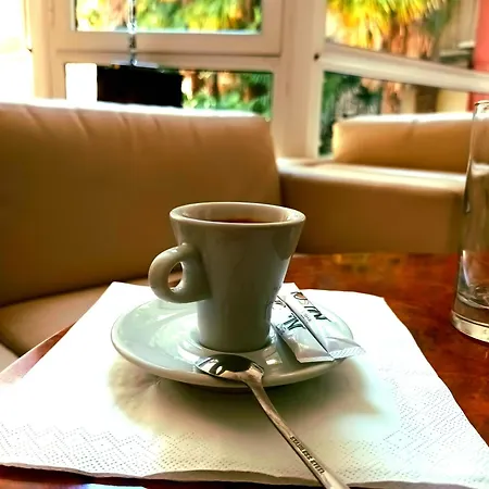 Hotel Jeanne D'Arc-3