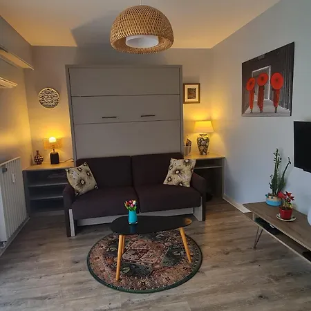 Golfe Juan Studio-2