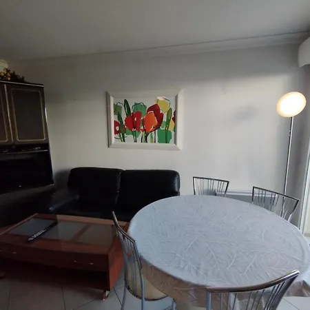 Antibes T2 Vue mer 48m2 Terrasse Parking Piscine Plage-3