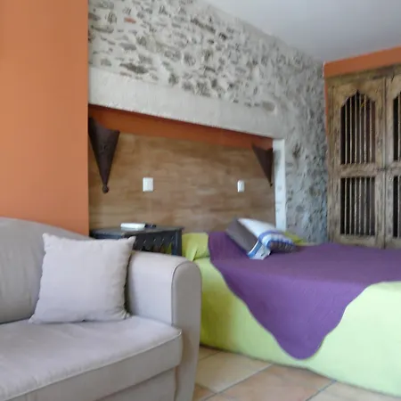 Logis Hotel Le Triton-2