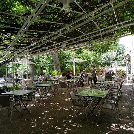 Logis Hotel La Ferme-3