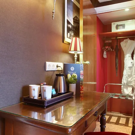 Hotel Trianon Rive Gauche-3