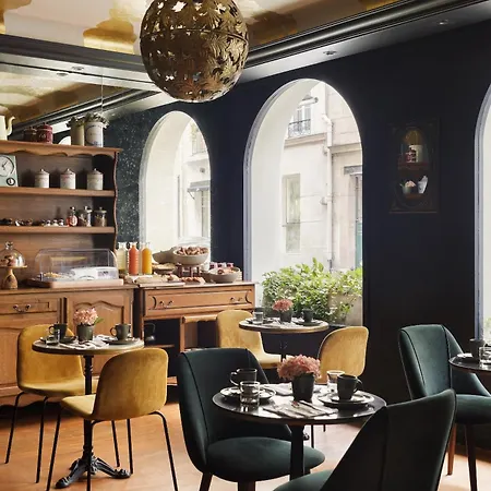 New Hotel Republique - Ex Albert'S Hotel-2