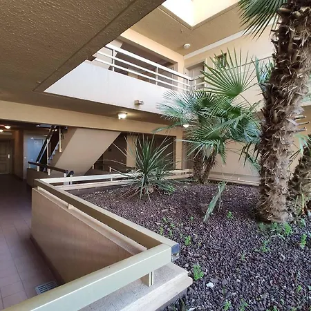Appartement 2 Pieces Avec Terrasse A 100M De La Plage - Parking Prive, Antibes - Fr-1-252-155-2
