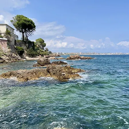 Super Cannes Sea Side-3