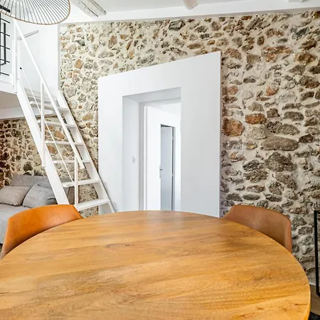 Typical 2 Room Apartment Suquet - 1Br4P-2