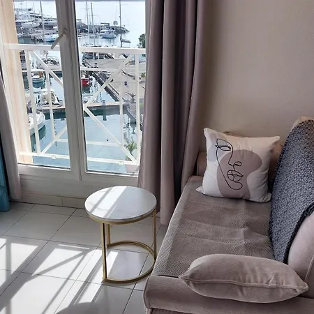 Boutique Apartment Hirondelle Port Frejus-3