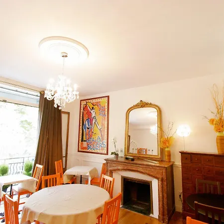 Hotel Des Poetes Avec Parking Sur Reservation-2