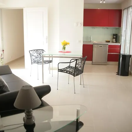 Le Vieux Port Apartments-2