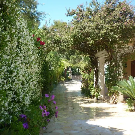 Villa Provençale â Sainte Maxime, Golf de Saint Tropez-3