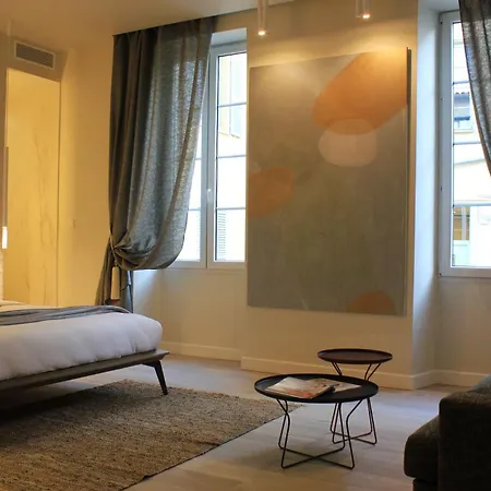 Les Suites Massena-3