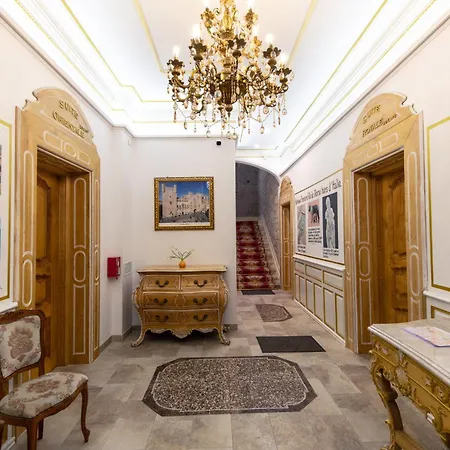 Suite Orientale Maison de L'église du Couvent-3